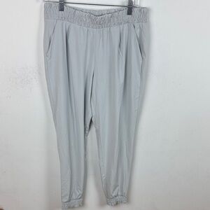 Athleta Light Gray Workout Pants